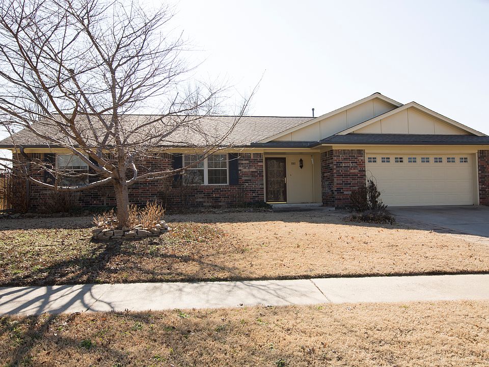 1st image of 3001 E Knoxville St