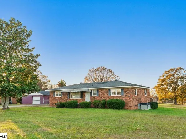 5185 Bible Church Rd, Boiling Springs, SC 29316