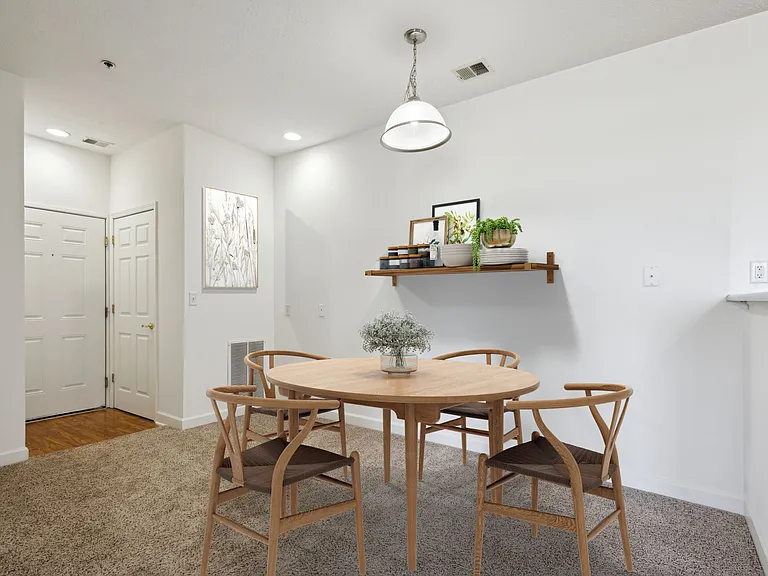 Oxford - 1 Bed / 1 Bath - 922 Sq.Ft.