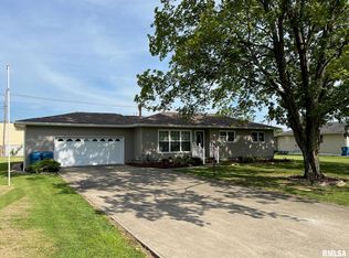 117 Oak Park Dr E, Centralia, IL