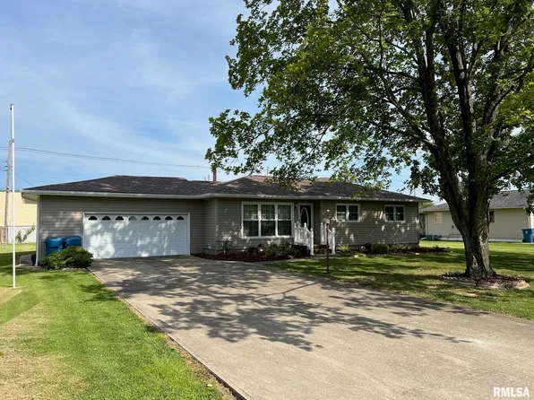117 Oak Park Dr E, Centralia, IL 62801