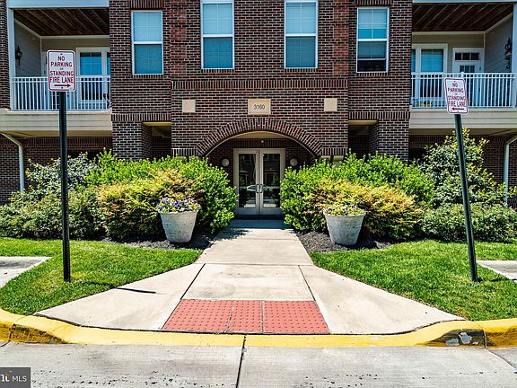 3rd image of 3160 John Glenn St Suite 408
