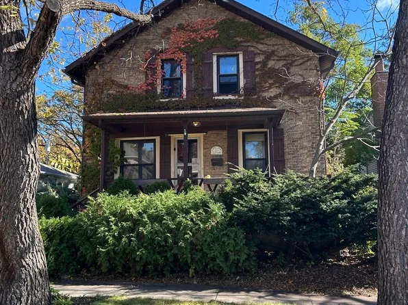 1041 Sheridan Ave, Deerfield, IL 60015