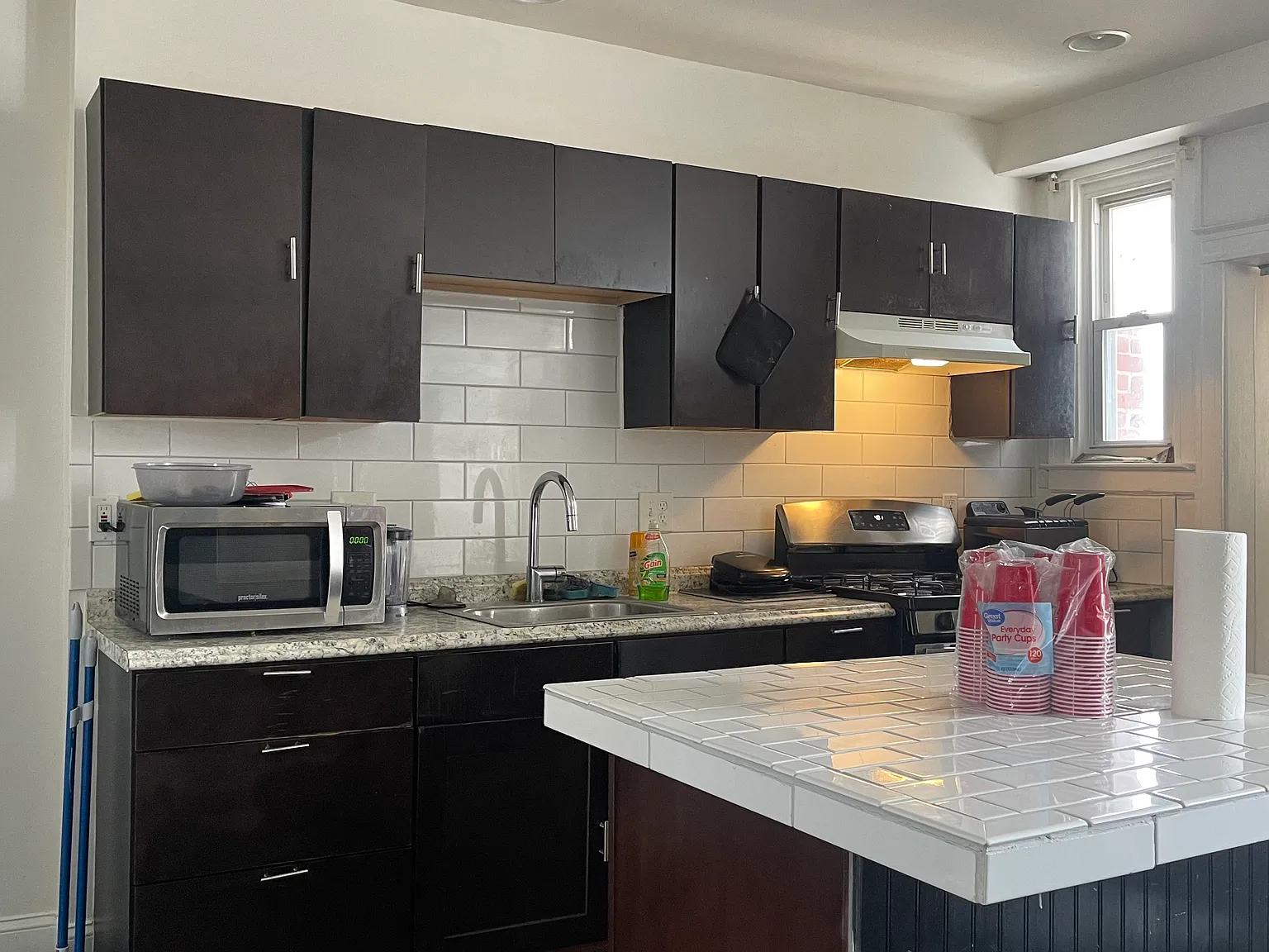 3 bed, 975 sqft, $595 — Photo 4