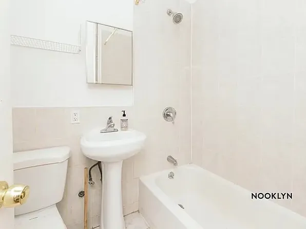 181 Maujer Street image 14 of 15