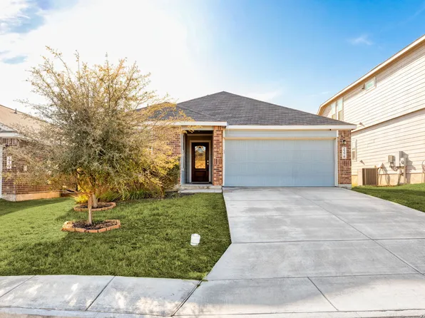 2370 Bullfinch, New Braunfels, TX 78130