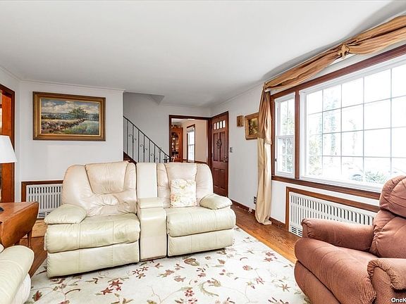 3rd image of 455 Brooklyn Ave