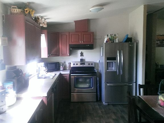 4th image of 905 1st Ave NE