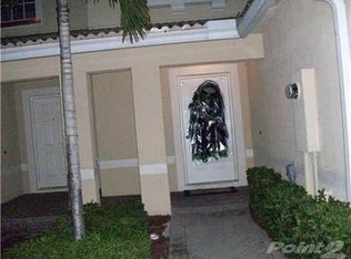 8981 Chambers St, Tamarac, FL 33321