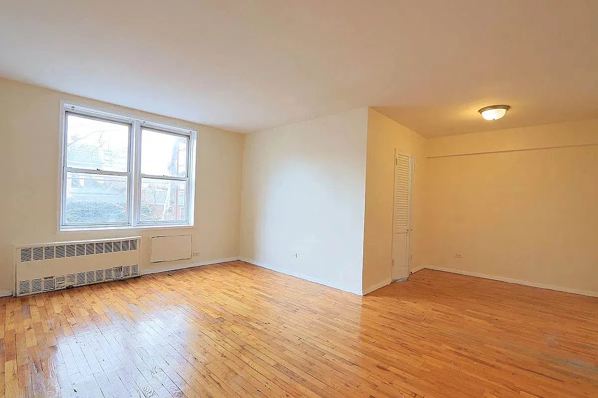 1745 East 12th Street — Photo 1