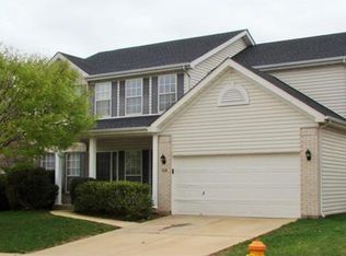 312 Carr Manor Ct, Ballwin, MO 63021