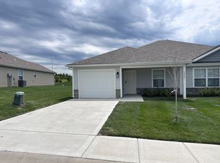 3807 NW 93rd St, Kansas City, MO 64132