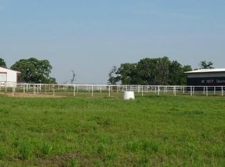 191 Trails End, Gainesville, TX 76272