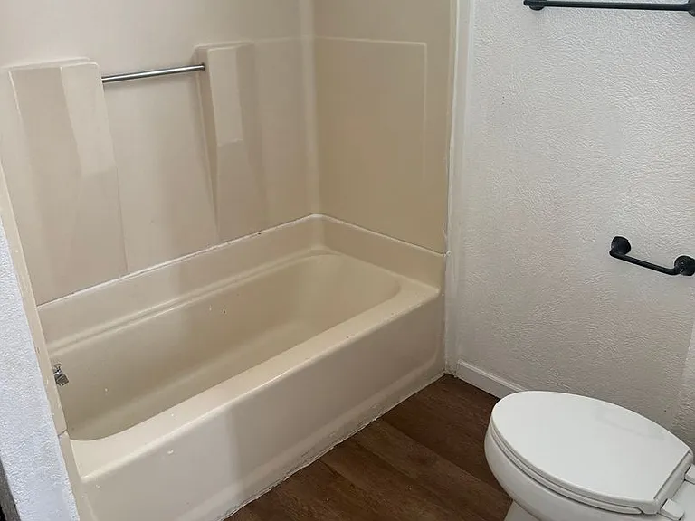 512 Carothers Ave — Photo 14