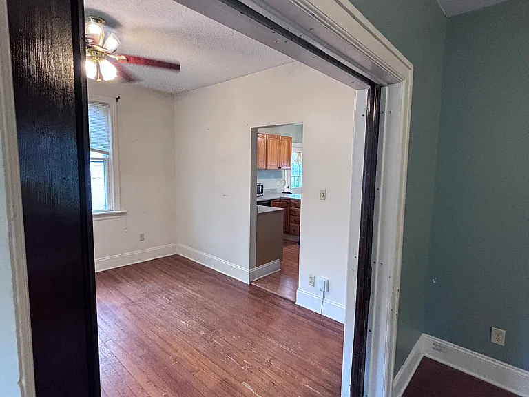 132 Clinton St — Photo 11