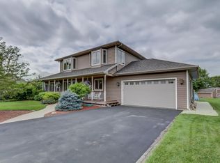 2744 Alice Cir, Stoughton, WI 53589