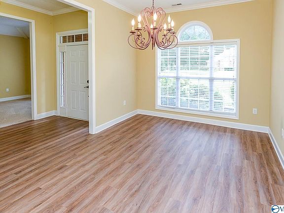 5th image of 3000 Basswood Way SE
