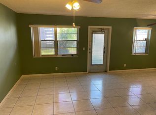 299 Chatam #O, West Palm Beach, FL 33417