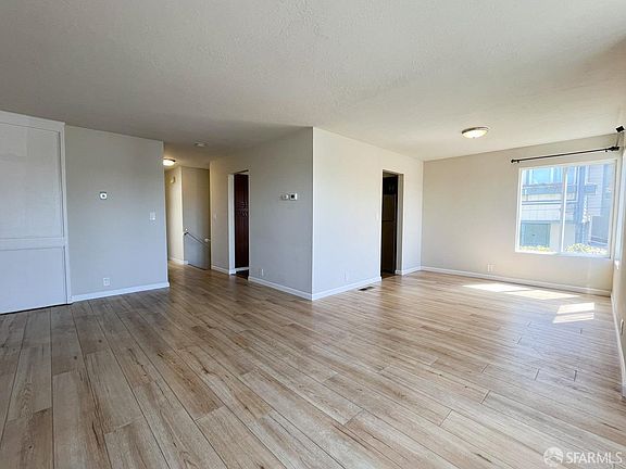 4th image of 149 Tallwood Dr