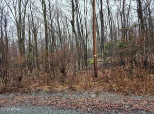Horseshoe Dr, Honesdale, PA 18431