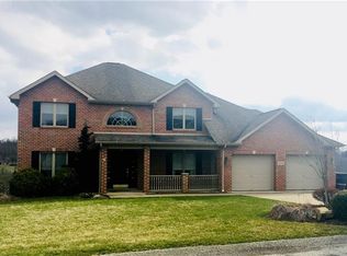 11608 Kensington Pl, North Huntingdon, PA 15642
