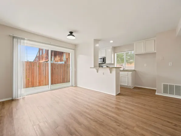 225 20th Street, 225 20th St #1/2, Newport Beach, CA 92663