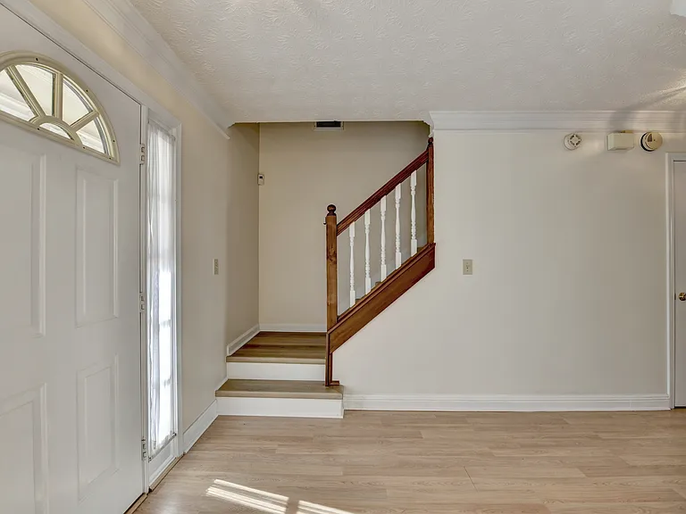 3945 Genoa Ct — Photo 9