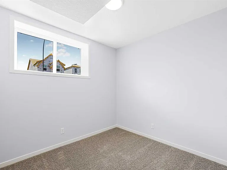 60 Setonstone Gdns SE #1 — Photo 9