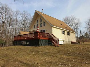 536 McChesney Ave Ext, Troy, NY 12180