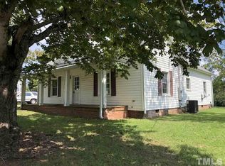 1065 W Main St, Graham, NC 27253