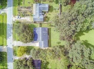 221 N Noble Rd, Texas City, TX 77591