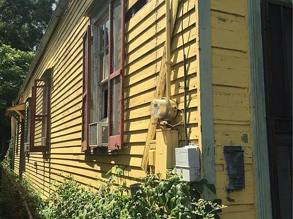 4th image of 1322-24 Marigny St