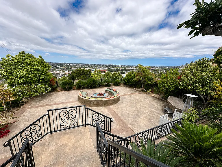 23664 Susana Ave — Photo 19