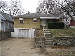 1st image of 2622 Denver Ave