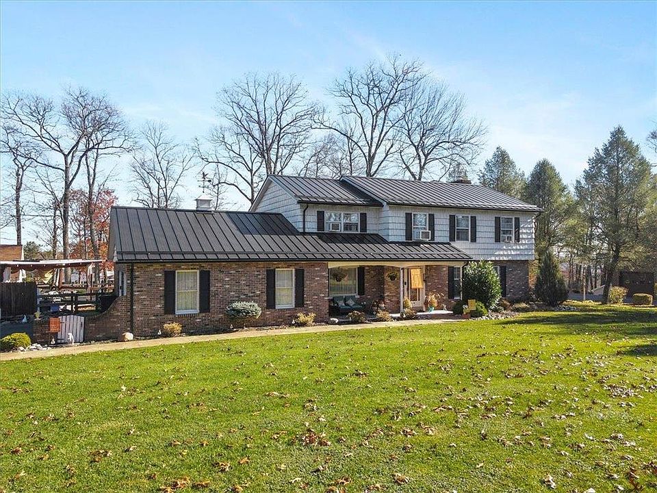 454 Woodland Rd, Walnutport, PA 18088 Zillow