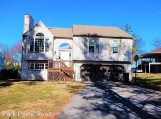 5521 Castle Rock Rd, Roanoke, VA 24018
