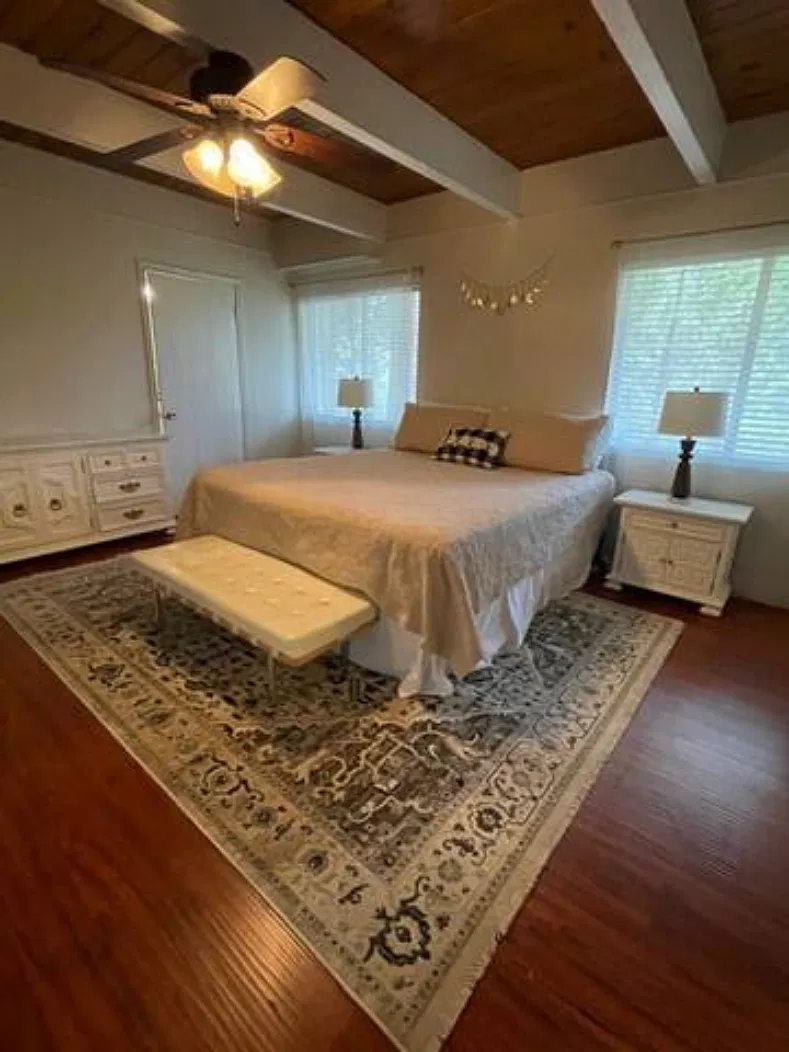 4 bed, 2.5 bath, 1878 sqft, $3,200 — Photo 2