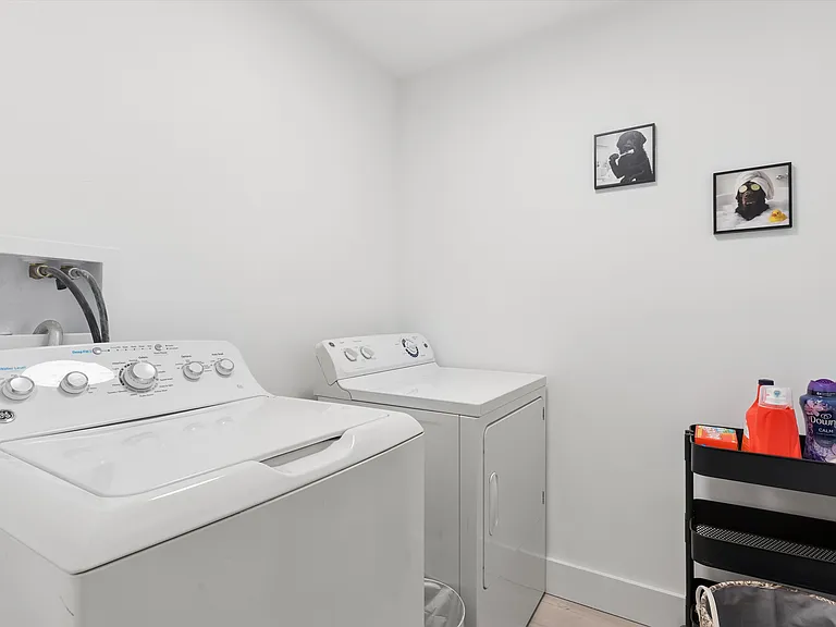 502 Springs Fireplace Rd — Photo 22