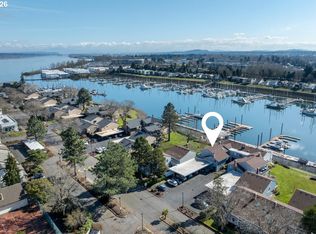 448 N Hayden Bay Dr, Portland, OR