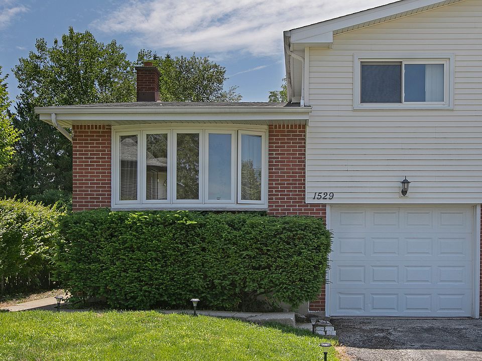 1st image of 1529 E Jane Ave