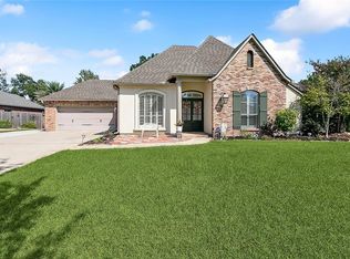 660 Place Saint Etienne, Covington, LA 70433