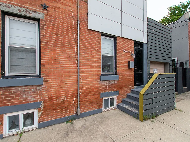 152 Tree St — Photo 18