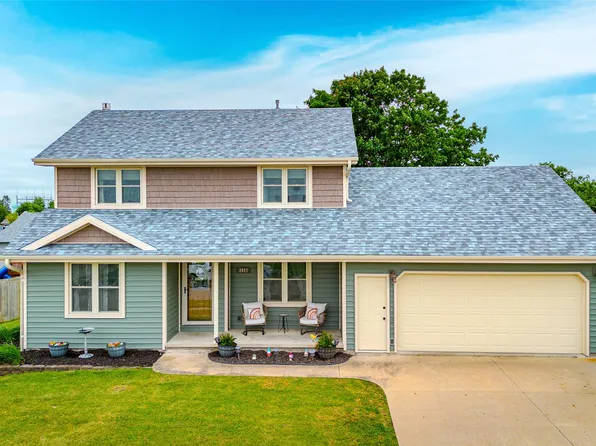 2417 N 7th Avenue Pl E, Newton, IA 50208
