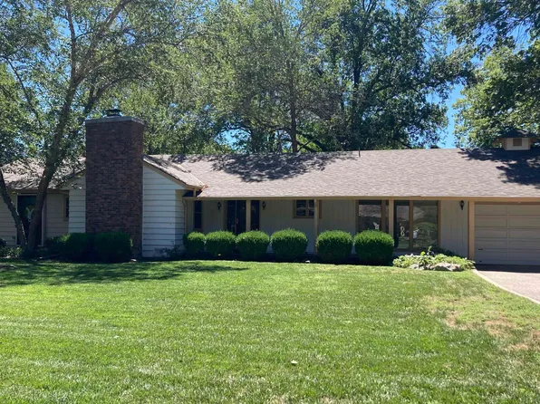5 Norfolk Dr, Wichita, KS 67208