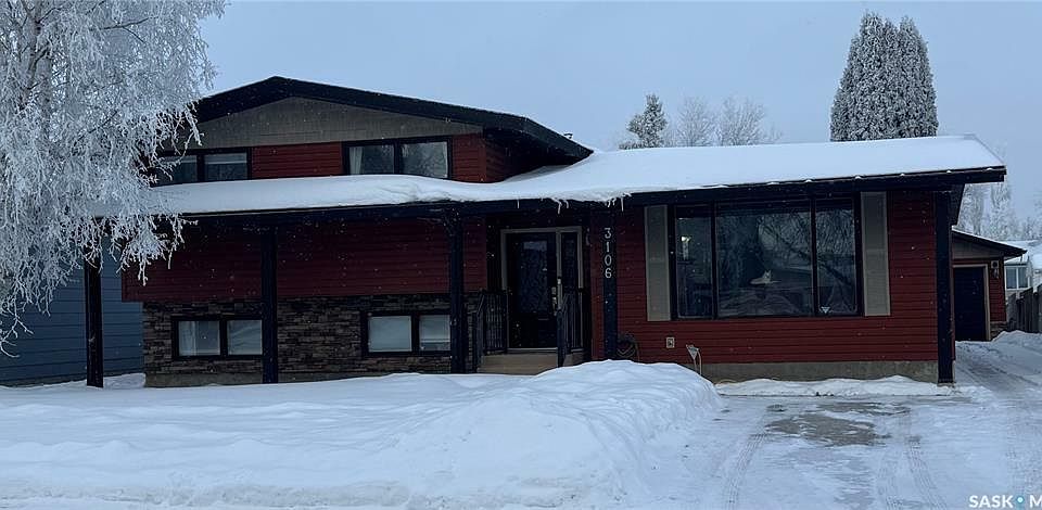 1st image of 3106 Grey Owl Cres