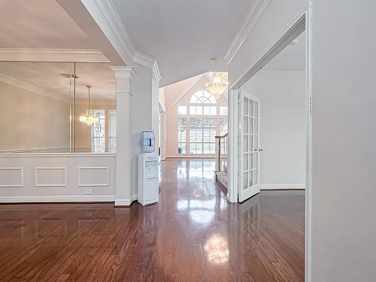 5547 Cranston Ct — Photo 4