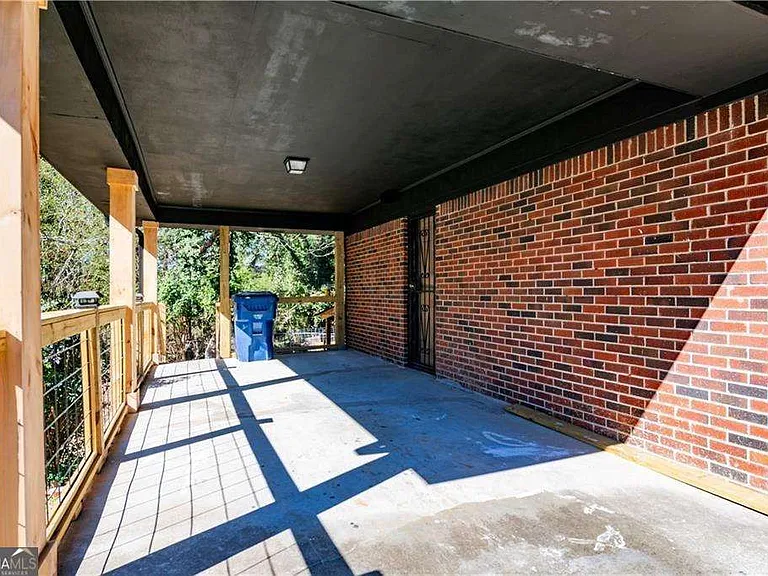 228 W Simon Ter NW — Photo 29
