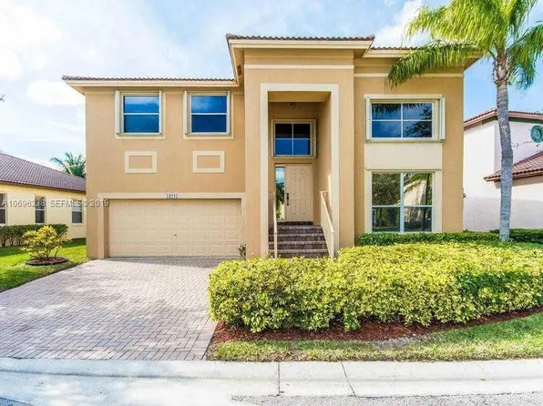 16241 Opal Creek Dr, Fort Lauderdale, FL 33331