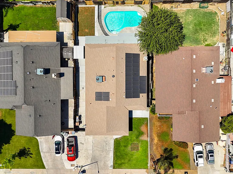 4304 Milo Ave — Photo 45