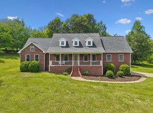 1915 Greenwood Rd, Charlotte, TN 37036